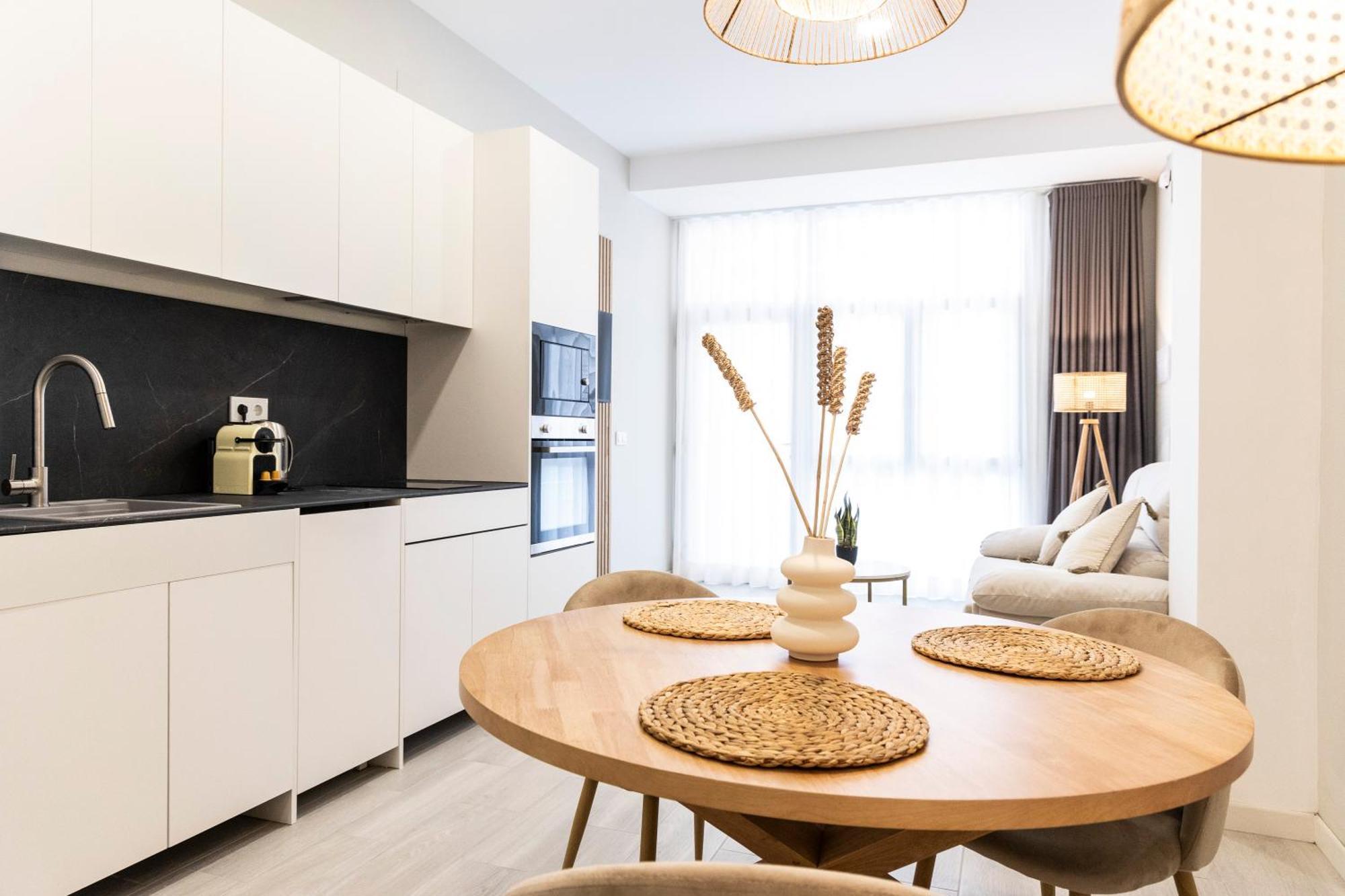 Favara Suites A By Concept Flats บาเลนเซีย ภายนอก รูปภาพ